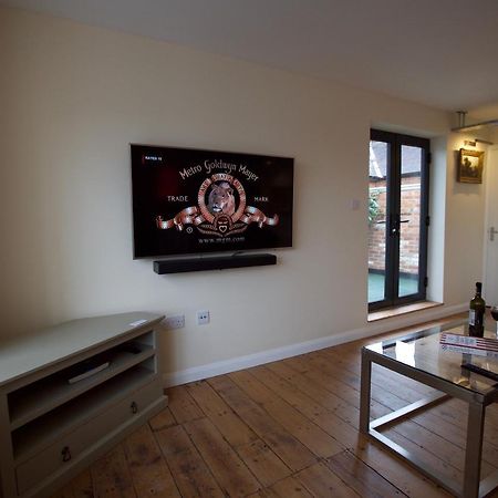 Spacious Apartment With Roof Terrace, Near The Waterfront, イプスウィッチ エクステリア 写真
