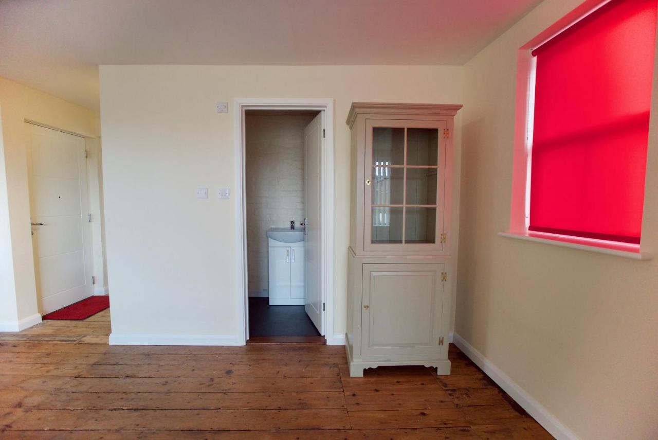Spacious Apartment With Roof Terrace, Near The Waterfront, イプスウィッチ エクステリア 写真