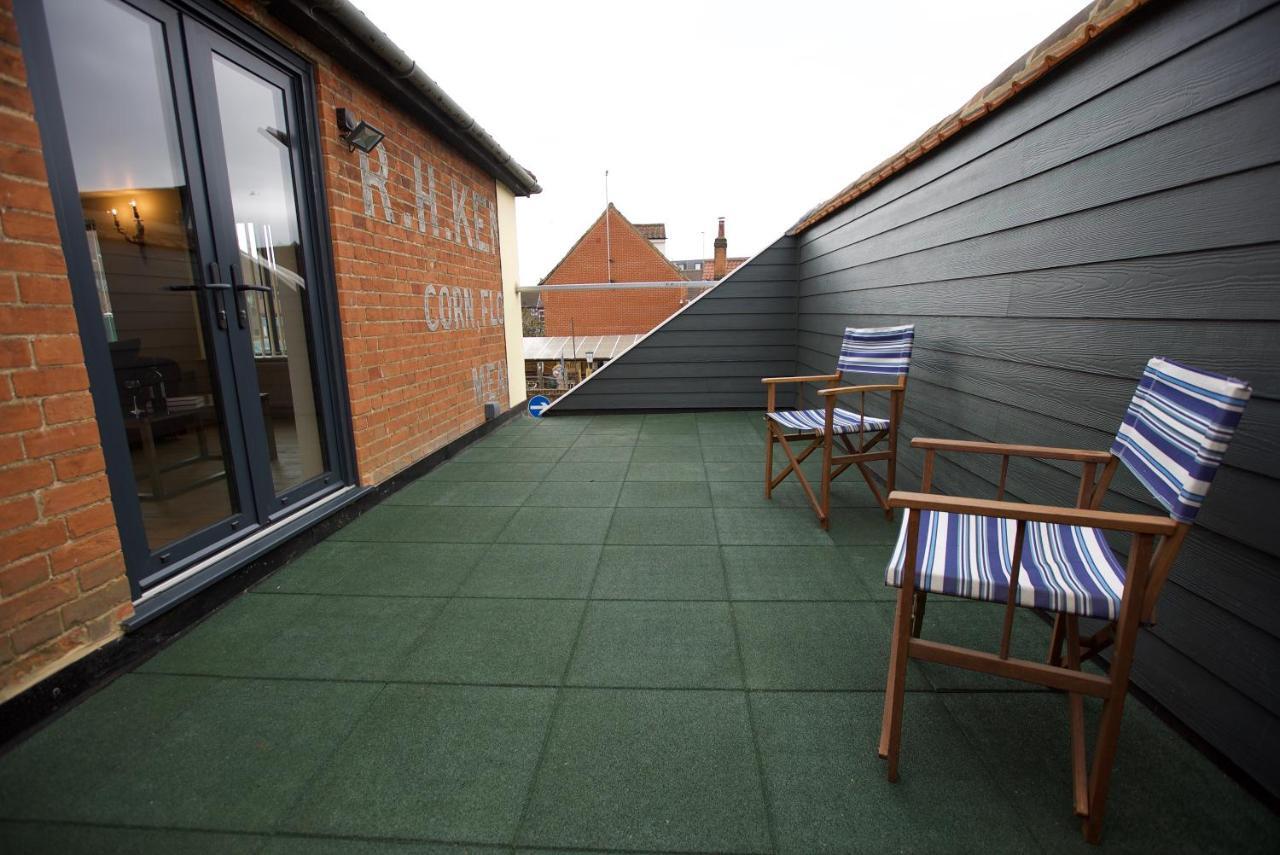 Spacious Apartment With Roof Terrace, Near The Waterfront, イプスウィッチ エクステリア 写真