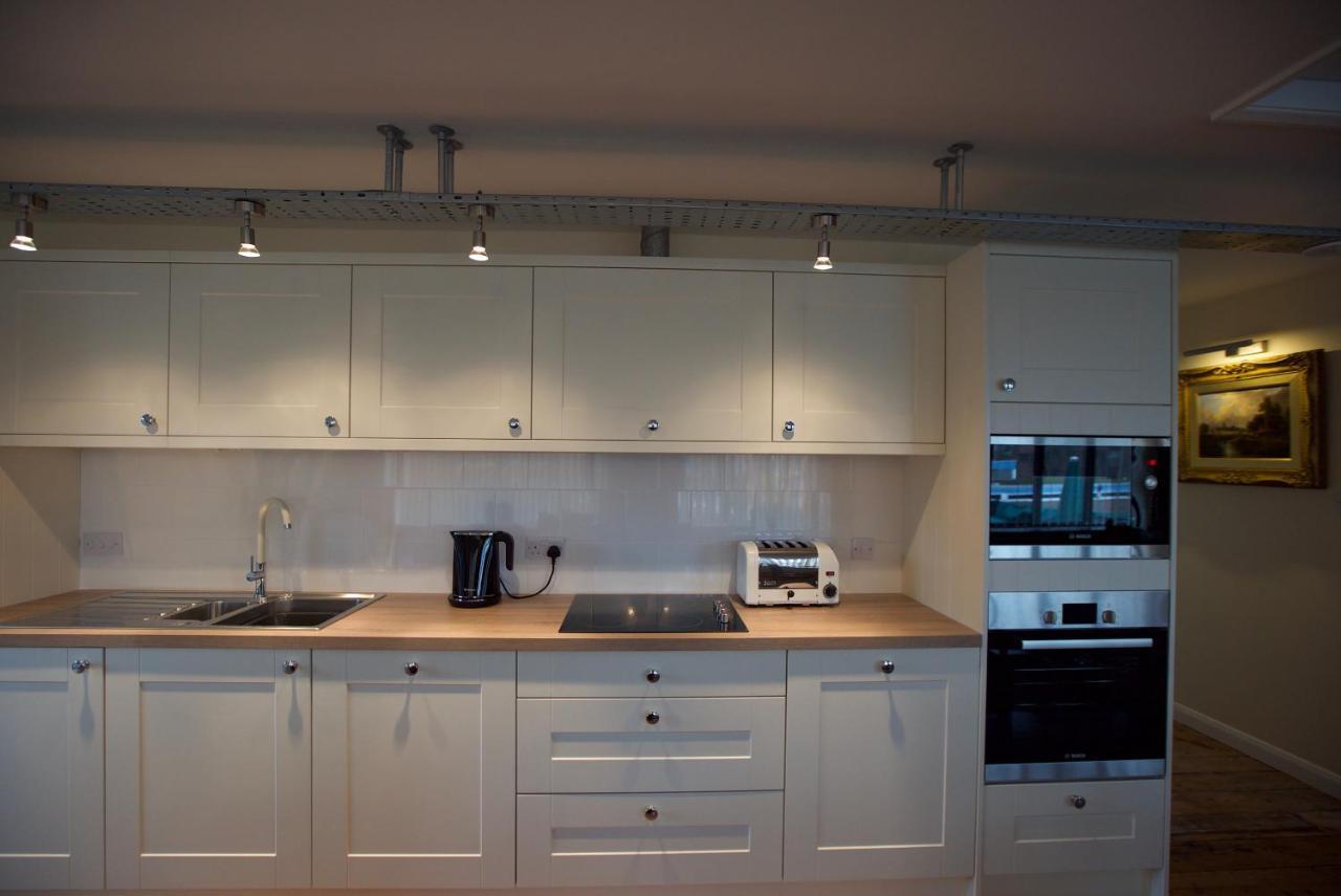 Spacious Apartment With Roof Terrace, Near The Waterfront, イプスウィッチ エクステリア 写真